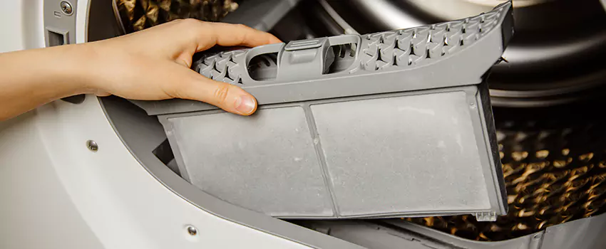 Signs Of A Clogged Dryer Lint Trap in Harvey, Illinois